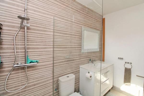 Chalet pareado en calle Peñalara, 6