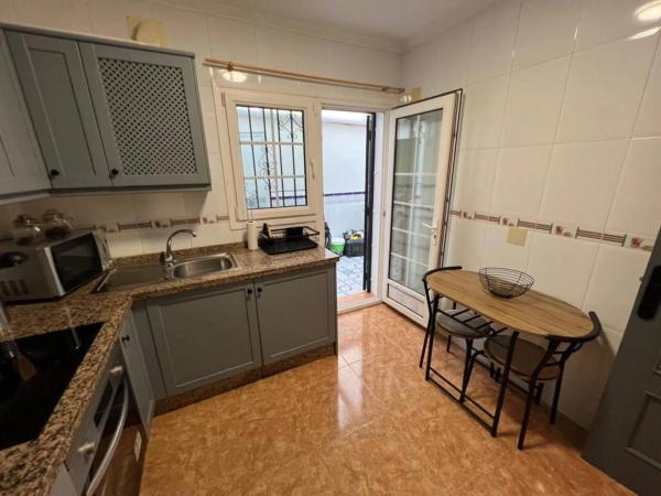 Chalet adosado en calle Ebro