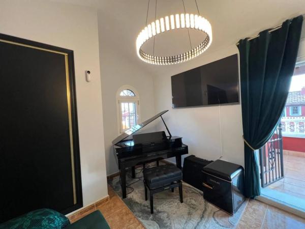 Chalet adosado en calle Ebro