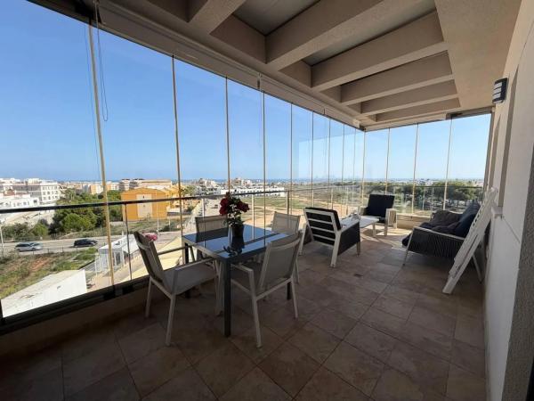 Dúplex en Barrio Villamartín-Las Filipinas