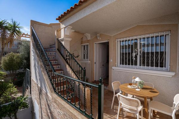 Chalet adosado en calle Paraguay