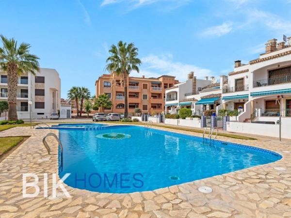 Ático en Barrio Villamartín-Las Filipinas