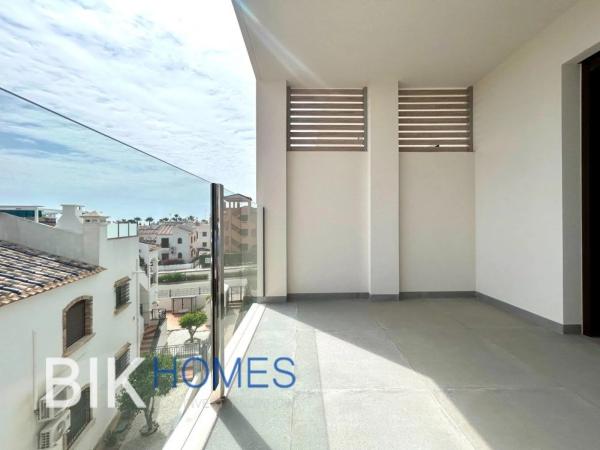 Ático en Barrio Villamartín-Las Filipinas