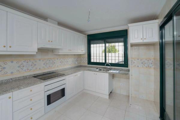 Piso en calle los Pirineos