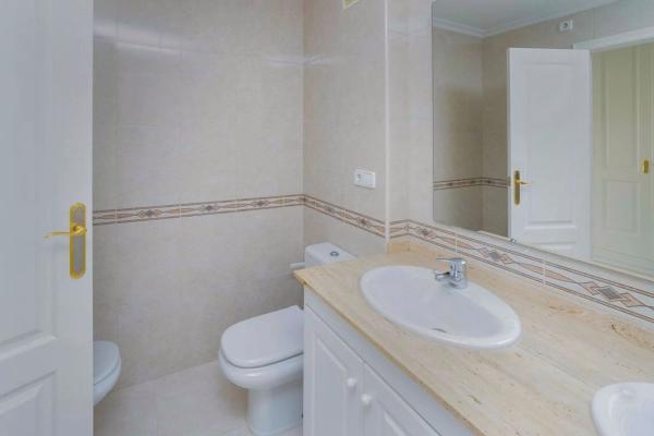 Piso en calle los Pirineos