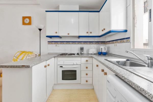 Piso en calle Aitana, 32