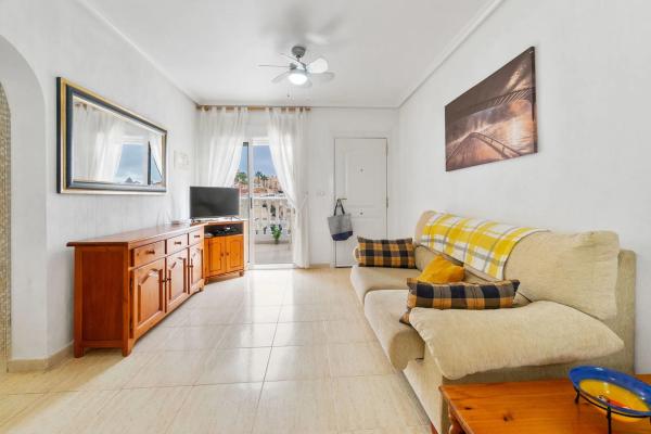 Piso en calle Aitana, 32