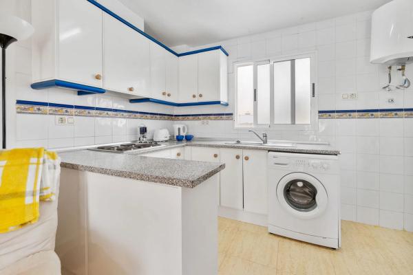 Piso en calle Aitana, 32