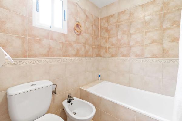 Piso en calle Aitana, 32