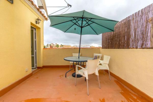 Piso en calle Aitana, 32