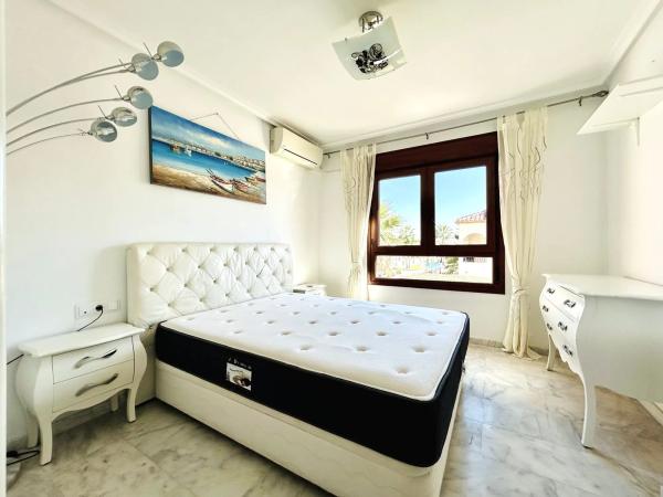 Piso en calle Tosca s/n