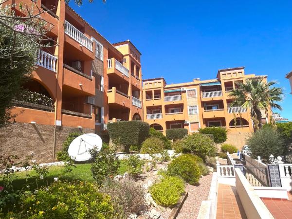 Piso en calle Tosca s/n