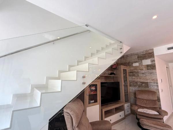 Chalet adosado en calle Estragón