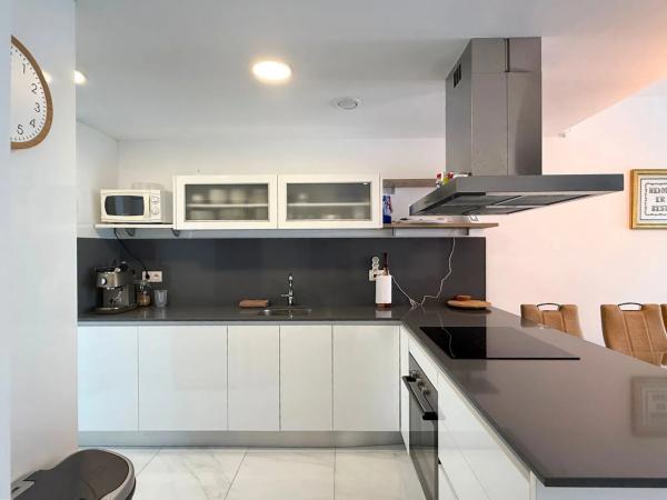 Chalet adosado en calle Estragón