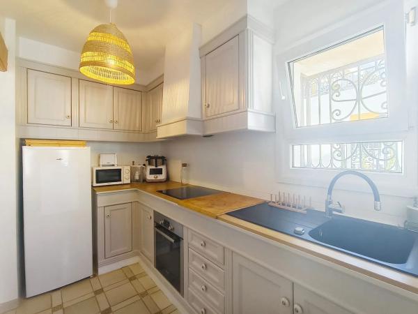 Chalet pareado en Urbanización V Martín Valencia, 72