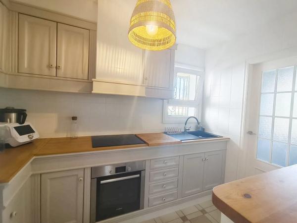 Chalet pareado en Urbanización V Martín Valencia, 72