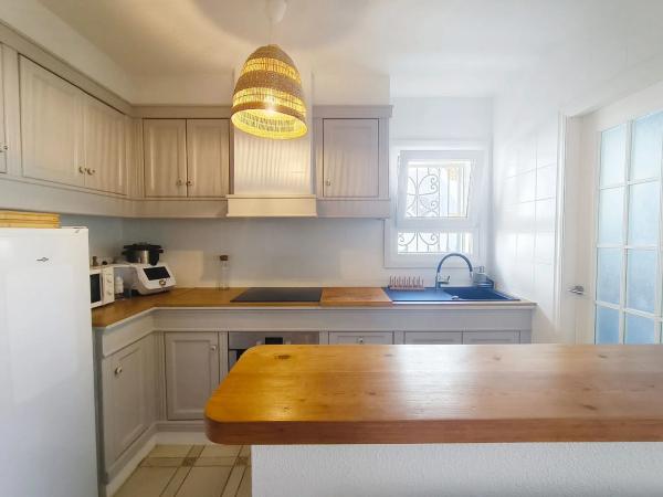 Chalet pareado en Urbanización V Martín Valencia, 72