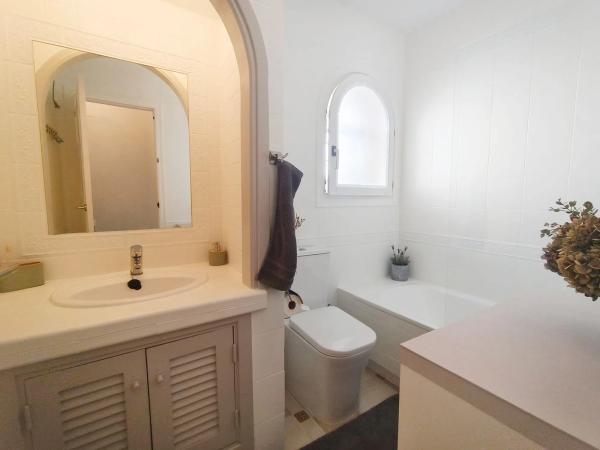 Chalet pareado en Urbanización V Martín Valencia, 72