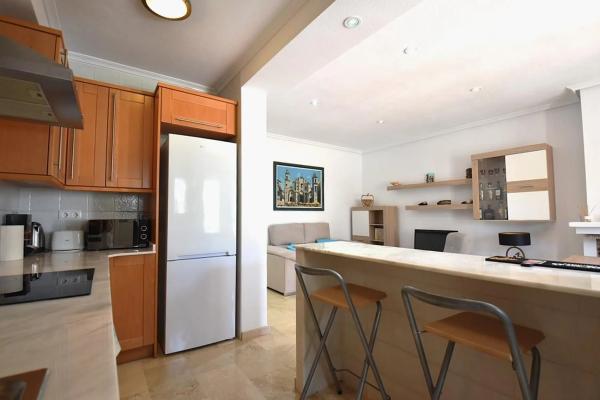 Chalet adosado en calle la Traviata, 30