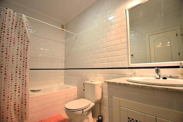 Chalet adosado en calle la Traviata, 30