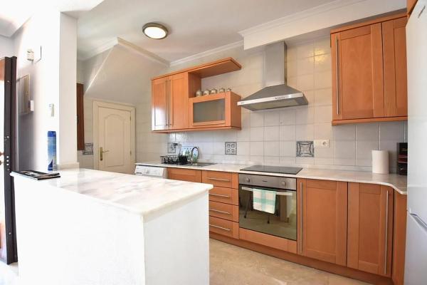 Chalet adosado en calle la Traviata, 30