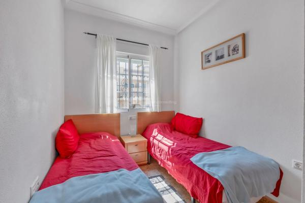 Piso en calle Nerbión, 5