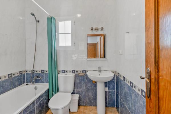 Piso en calle Nerbión, 5