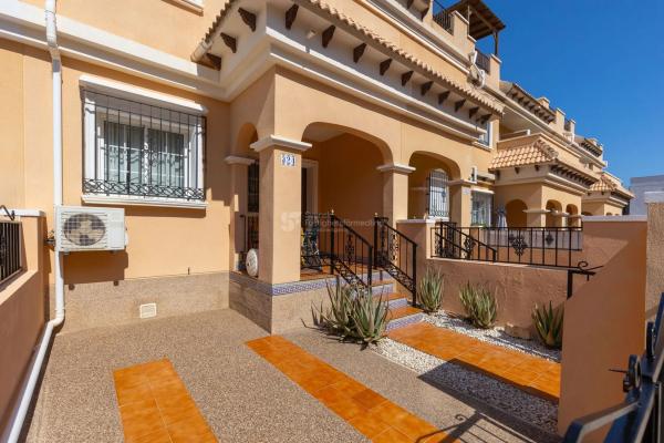 Piso en calle Nerbión, 5