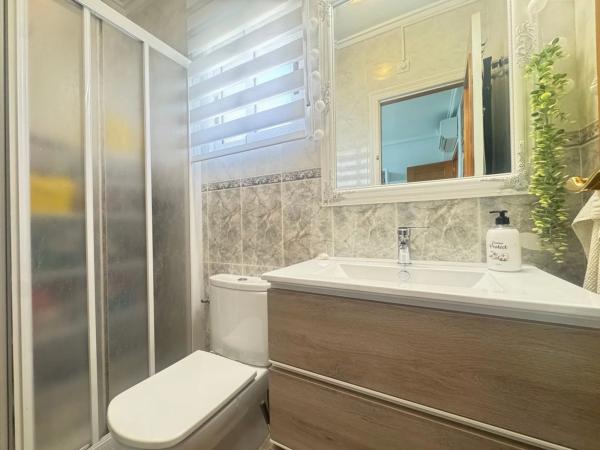 Casa independiente en calle Cuba