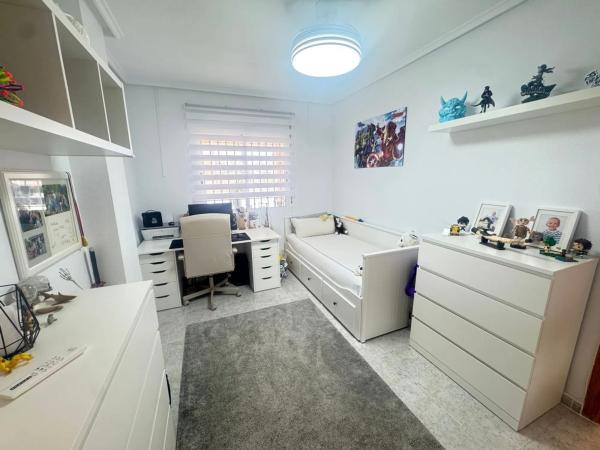 Casa independiente en calle Cuba