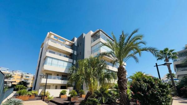 Piso en Barrio Villamartín-Las Filipinas