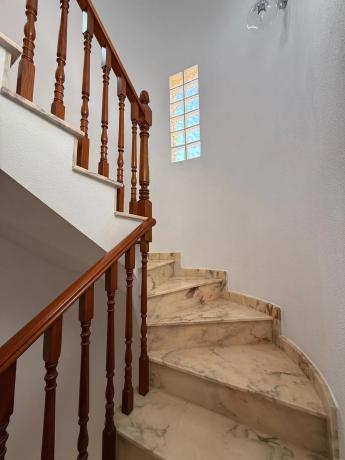 Chalet en calle la Traviata, 79