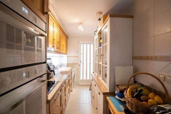 Chalet adosado en calle Comino