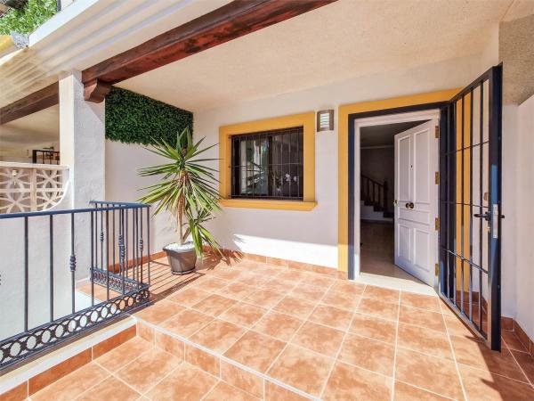 Chalet adosado en calle Surinan