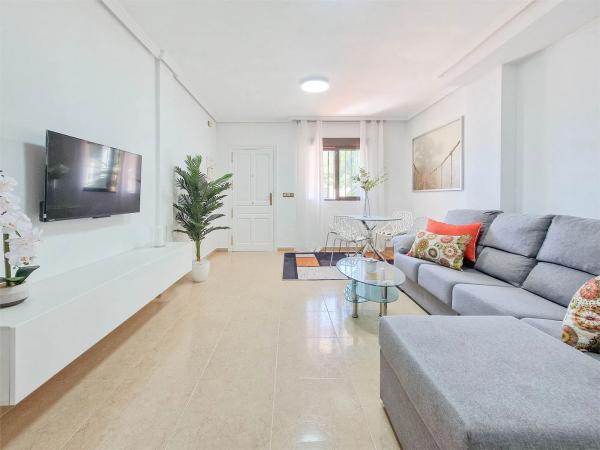 Chalet adosado en calle Surinan