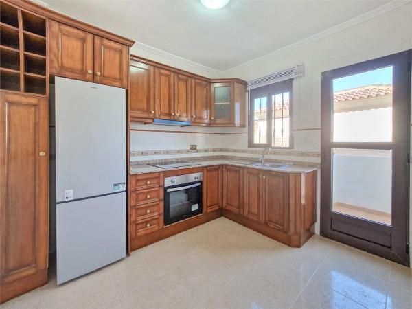 Chalet adosado en calle Surinan