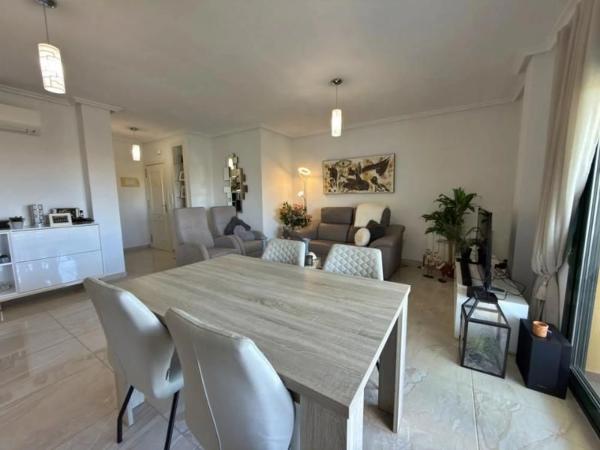 Piso en avenida Tiro de Pichón