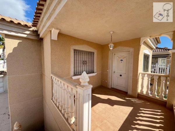 Casa independiente en calle Paraguay