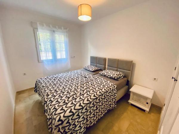 Chalet adosado en calle Gibraltar