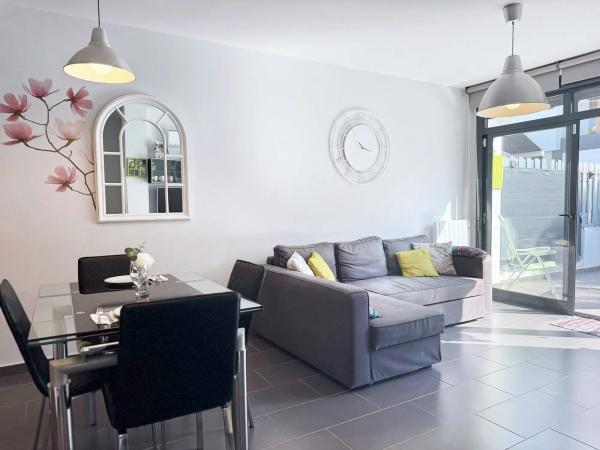 Chalet adosado en calle Paso de Calais, 17