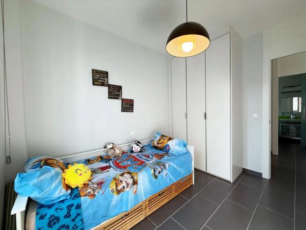 Chalet adosado en calle Paso de Calais, 17