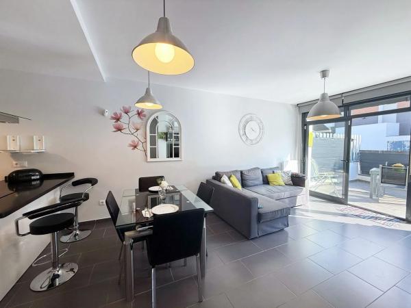 Chalet adosado en calle Paso de Calais, 17