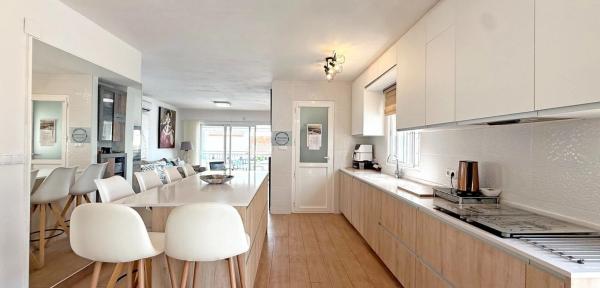 Chalet en Barrio Villamartín-Las Filipinas