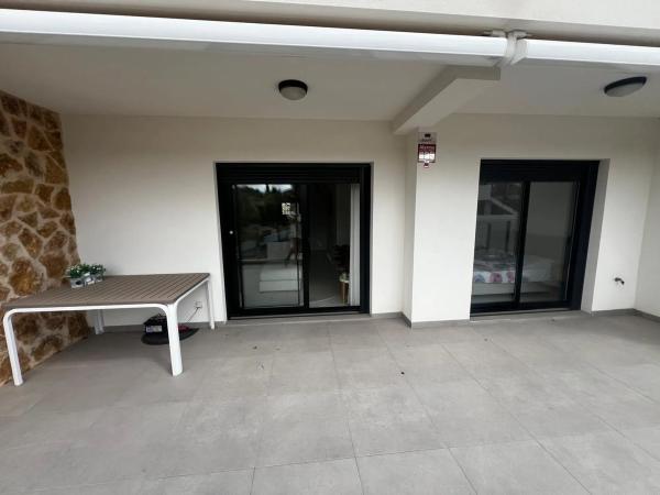 Piso en calle Trevinca, 38