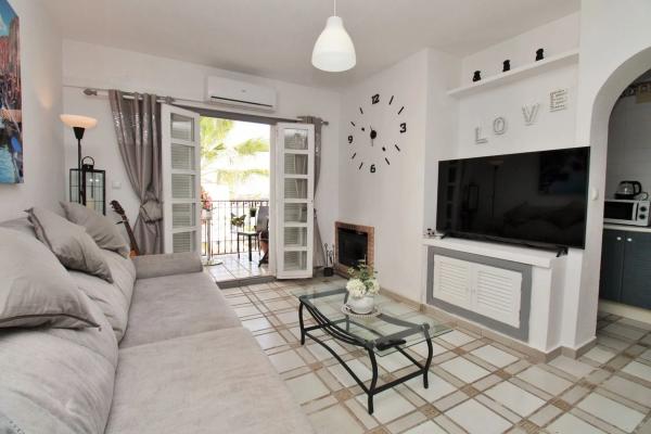 Ático en avenida de las Brisas, 2