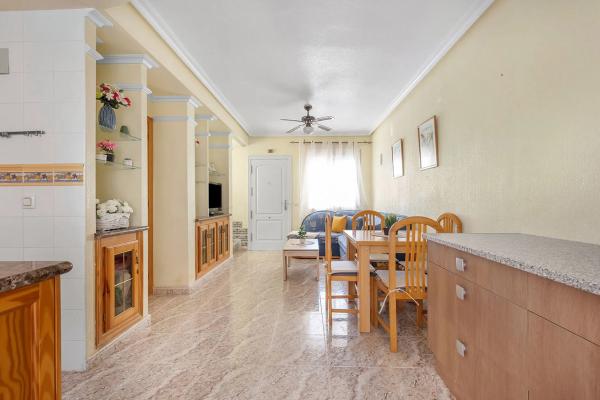 Chalet adosado en calle Aitana, 51