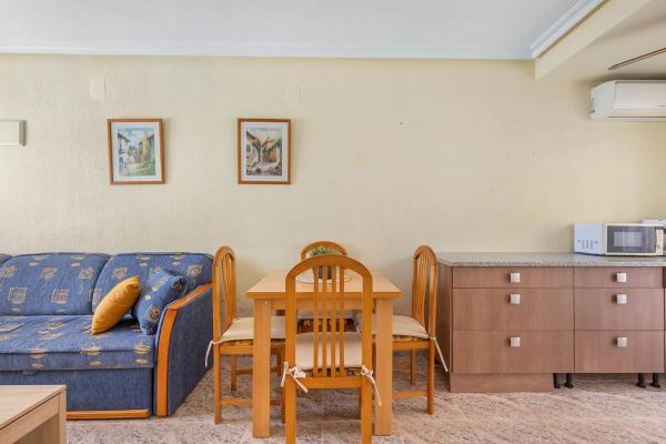 Chalet adosado en calle Aitana, 51