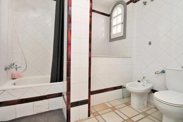 Ático en avenida de las Brisas, 2