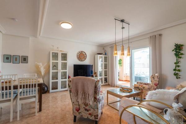 Piso en calle Cardamomo, 2