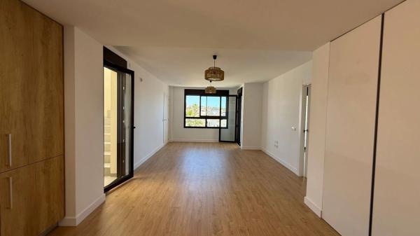 Ático en Barrio Villamartín-Las Filipinas